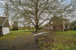 Photo 16- click for photo gallery